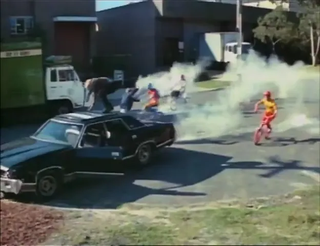 BMX Bandits Scene 1