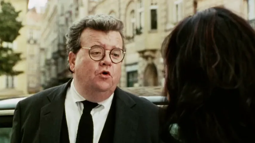 The Beautician and the Beast Scene 3