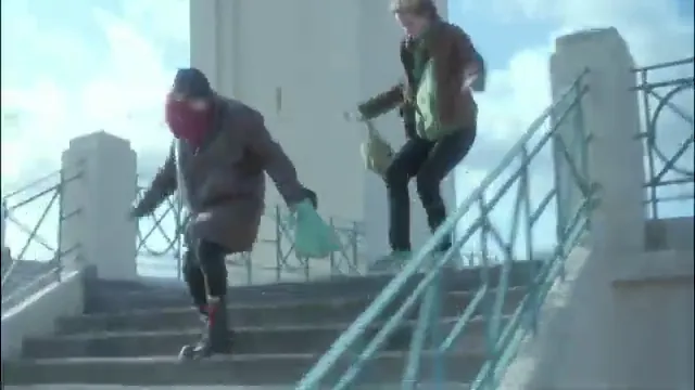 Career Girls Scene 3