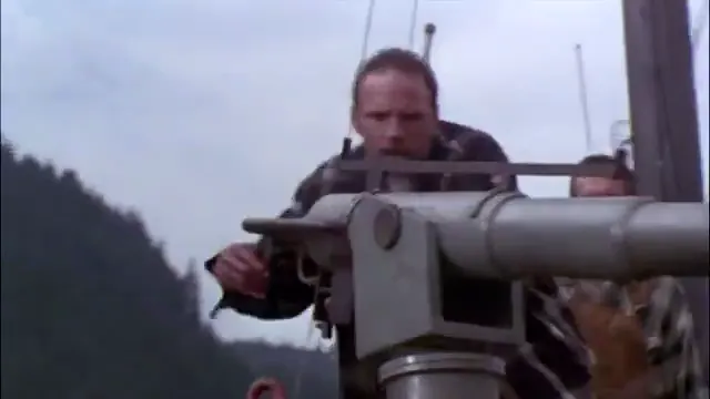 Free Willy 3: The Rescue Scene 3