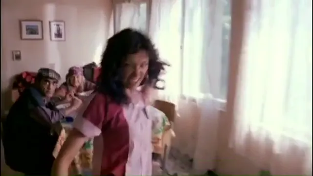 Man with the Screaming Brain Scene 2