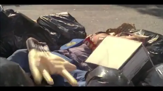 Larry the Cable Guy: Health Inspector Scene 5