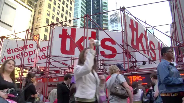 Helvetica Scene 1