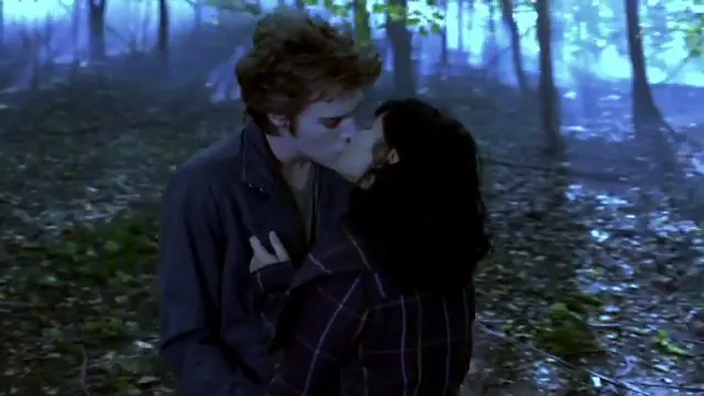 My Babysitter's a Vampire Scene 2