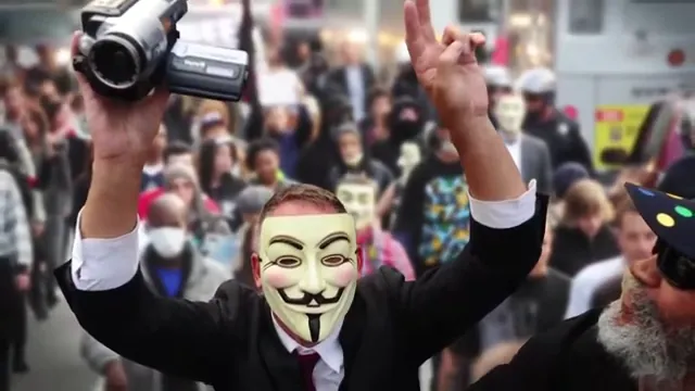 We Are Legion: The Story of the Hacktivists Scene 2