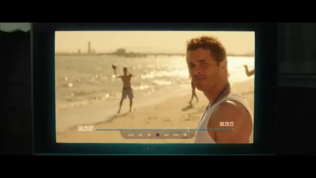 The D Train Scene 1
