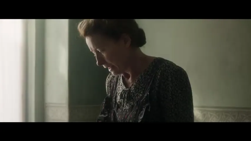 Alone in Berlin Scene 1