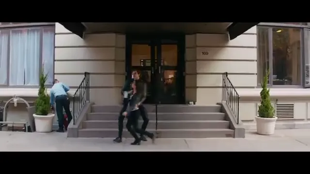 Naomi and Ely's No Kiss List Scene 1