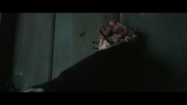 Gwen Scene 3