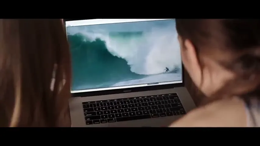 Gloria Bell Scene 5