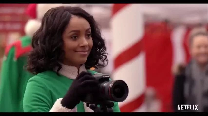 The Holiday Calendar Scene 1