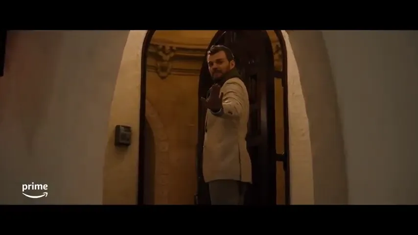 Run Sweetheart Run Scene 1