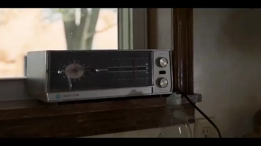 Thirteen Minutes Scene 1
