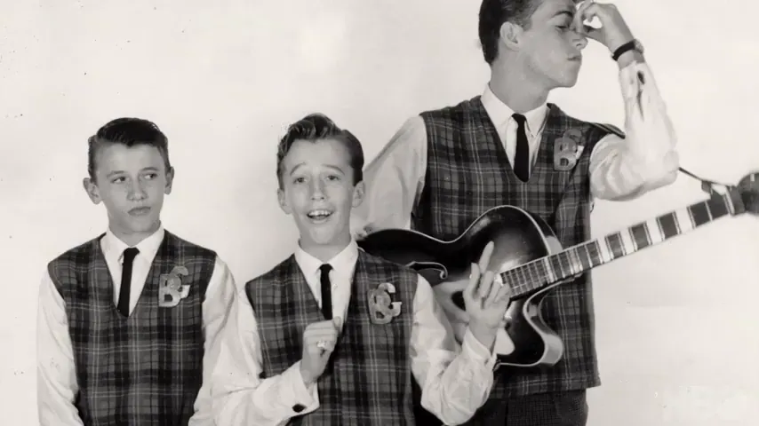 The Bee Gees: How Can You Mend a Broken Heart Scene 2