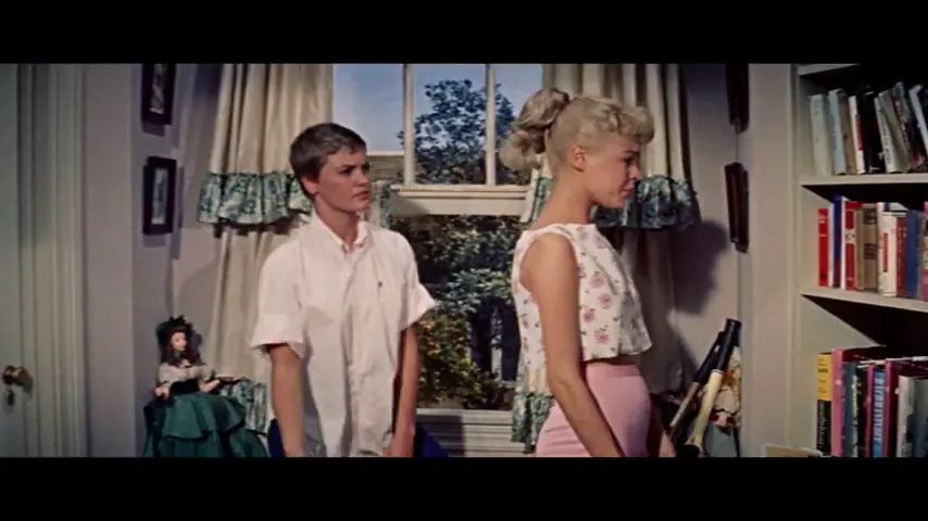 Gidget Scene 3