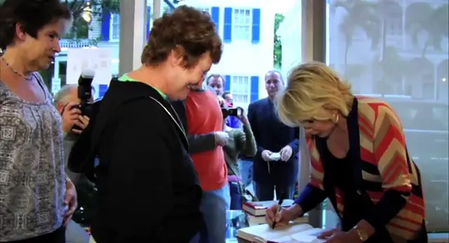 Joan Rivers: A Piece of Work Scene 1