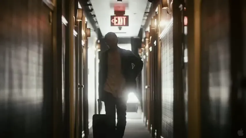 28 Hotel Rooms Scene 3