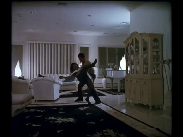 Queens Logic Scene 1